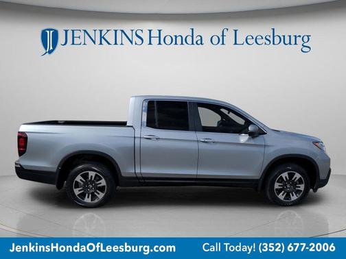 Modern Steel Metallic 2020 Honda Ridgeline RTL