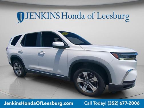 Platinum White Pearl 2024 Honda Pilot EX-L 7-Passenger