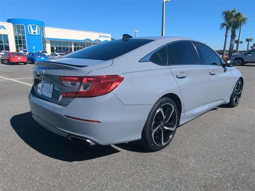 2022 Honda Accord Sport SE