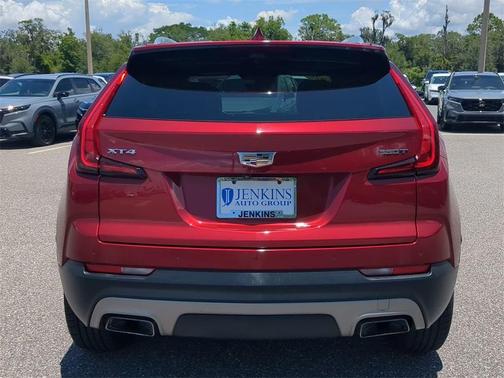 2020 Cadillac XT4 Premium Luxury