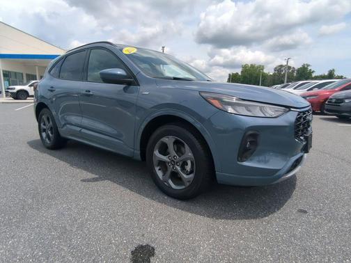 Blue Metallic 2023 Ford Escape ST-Line Select