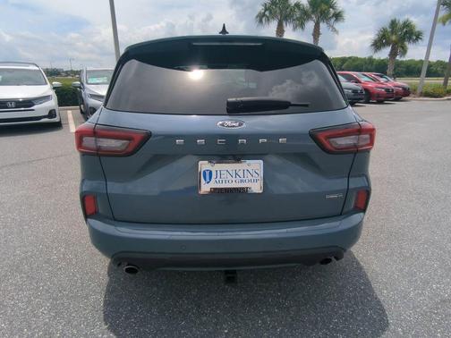 Blue Metallic 2023 Ford Escape ST-Line Select
