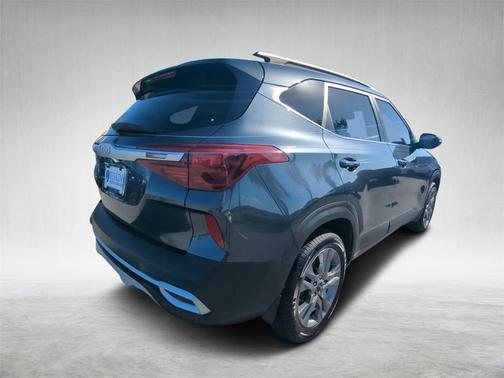 2022 Kia Seltos S