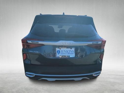 2022 Kia Seltos S