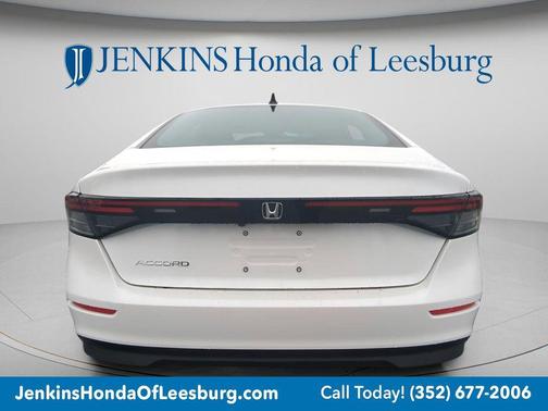 Platinum White Pearl 2026 Honda Accord SE