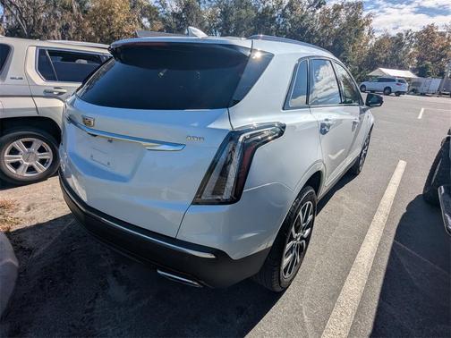 2025 Cadillac XT5 Sport