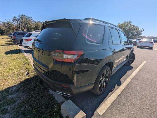 2025 Honda Pilot Black Edition
