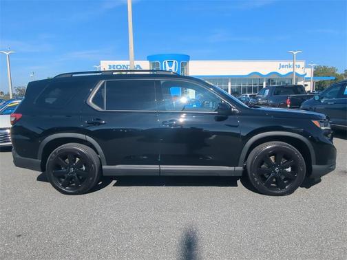 2025 Honda Pilot Black Edition