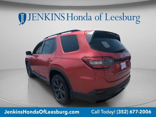 Radiant Red Metallic II 2026 Honda Pilot Sport
