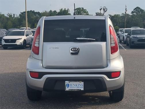 2013 Kia Soul +