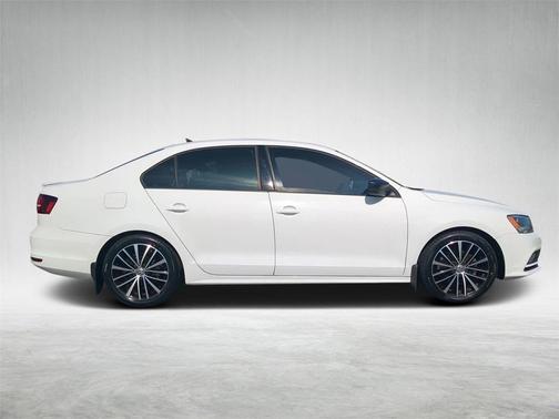 2016 Volkswagen Jetta 1.8T Sport