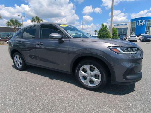 Modern Steel Metallic 2024 Honda HR-V LX