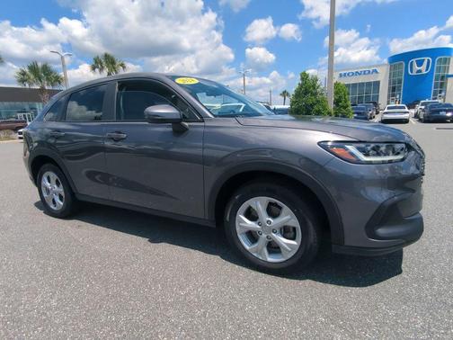 Modern Steel Metallic 2024 Honda HR-V LX