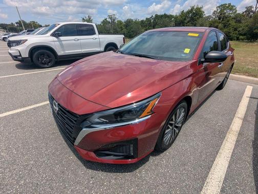 Scarlet Ember 2025 Nissan Altima SV