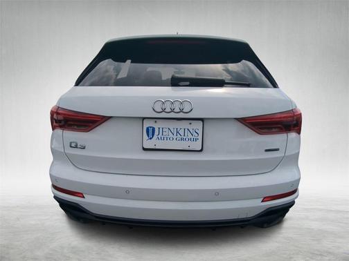 2020 Audi Q3 45 S line Premium