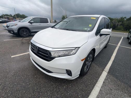 White 2022 Honda Odyssey EX-L
