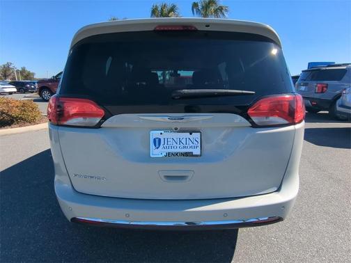 2019 Chrysler Pacifica Touring Plus