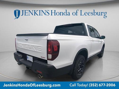 Platinum White 2025 Honda Ridgeline Sport+