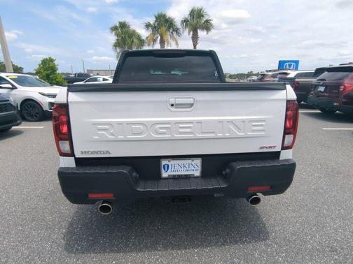 Platinum White 2025 Honda Ridgeline Sport+