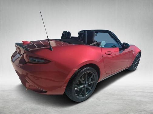 2016 Mazda MX-5 Miata Club