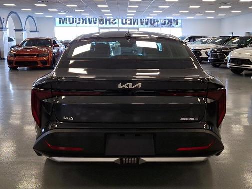 2025 Kia K4 