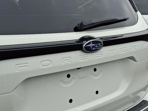 Crystal White Pearl 2026 Subaru Forester Premium