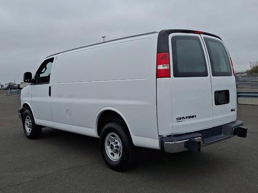 2024 GMC Savana 2500 Work Van