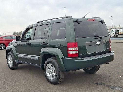 2010 Jeep Liberty Sport