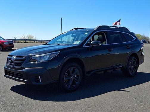 Crystal Black Silica 2021 Subaru Outback Onyx Edition XT