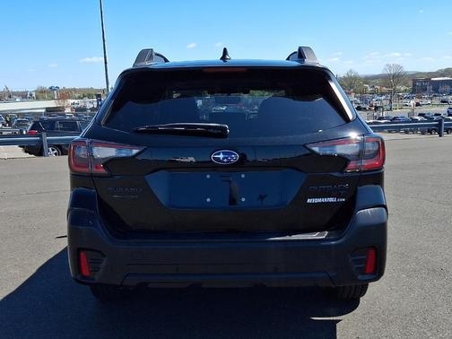 Crystal Black Silica 2021 Subaru Outback Onyx Edition XT