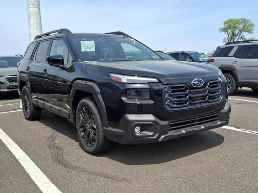 Crystal Black Silica 2026 Subaru Outback Limited XT