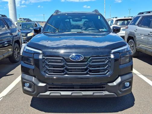Crystal Black Silica 2026 Subaru Outback Touring
