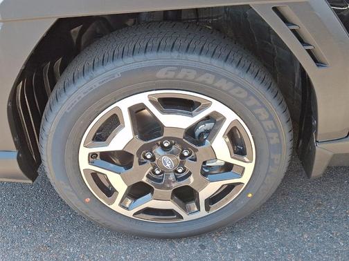 Crystal Black Silica 2026 Subaru Outback Touring