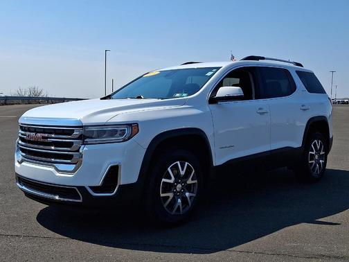 Summit White 2023 GMC Acadia SLE