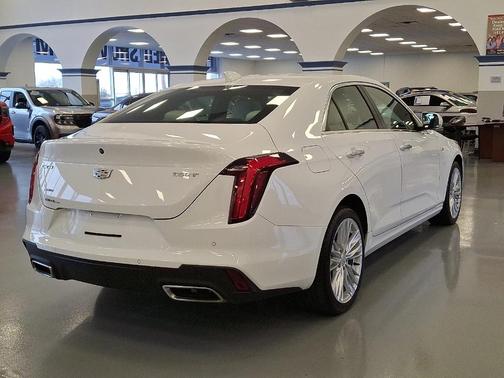 2024 Cadillac CT4 Premium Luxury