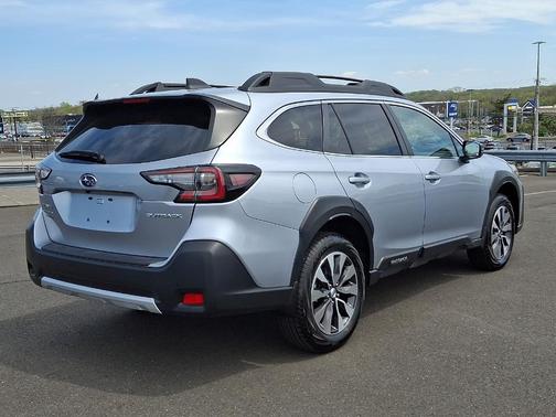 Ice Silver Metallic 2025 Subaru Outback Limited