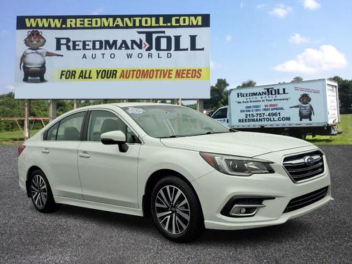 White 2018 Subaru Legacy 2.5i Premium