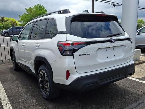Crystal White Pearl 2026 Subaru Forester Premium