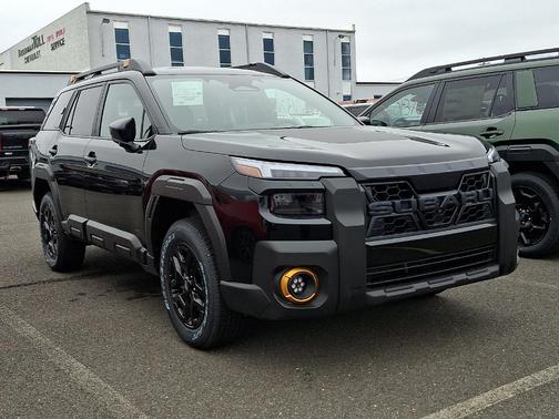 Crystal Black Silica 2026 Subaru Outback Wilderness