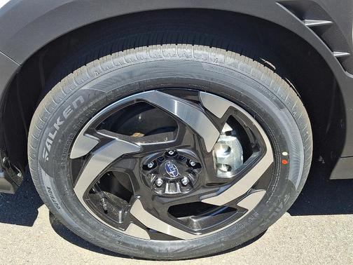 Crystal White Pearl 2026 Subaru Crosstrek Limited