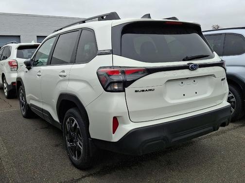 Crystal White Pearl 2026 Subaru Forester Premium