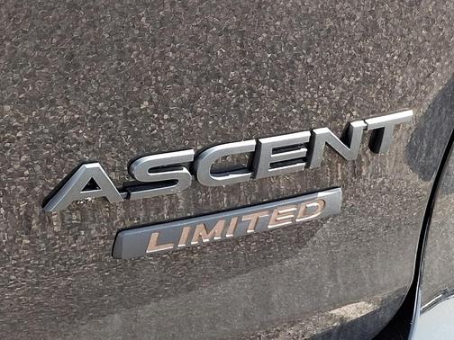 Crystal Black Silica 2026 Subaru Ascent Limited Bronze Edition 7-Passenger