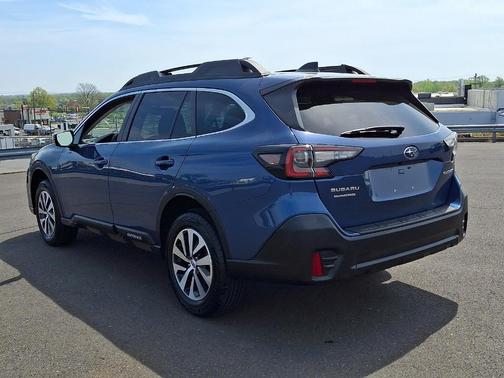 Abyss Blue Pearl 2020 Subaru Outback Premium
