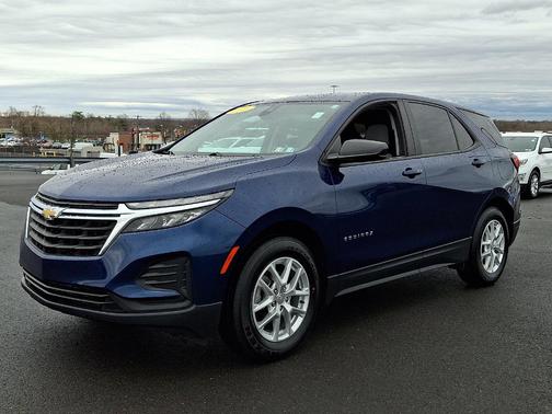 2023 Chevrolet Equinox LS