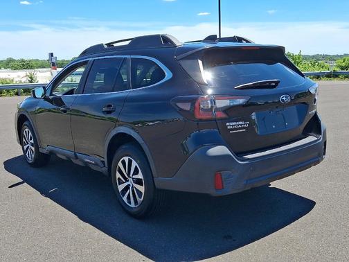 Crystal Black Silica 2020 Subaru Outback Premium