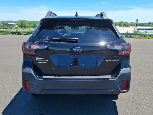 Crystal Black Silica 2020 Subaru Outback Premium