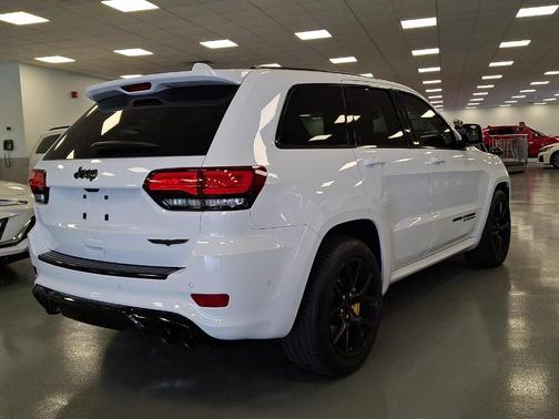 2021 Jeep Grand Cherokee Trackhawk
