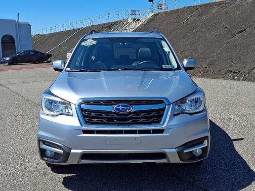 Ice Silver Metallic 2017 Subaru Forester 2.5i Limited