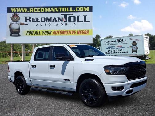 Bright White Clearcoat 2023 RAM 1500 Big Horn