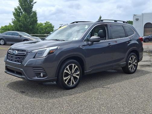 Magnetite Gray Metallic 2023 Subaru Forester Limited
